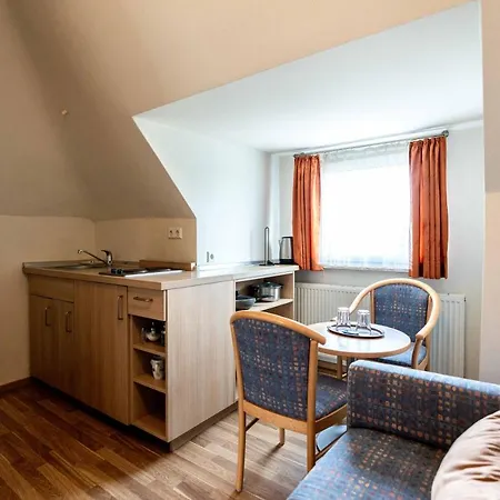 Bed & Breakfast Am Roemerplatz