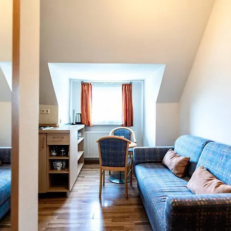 Bed & Breakfast Am Roemerplatz