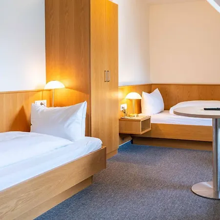 Am Roemerplatz Bed & Breakfast