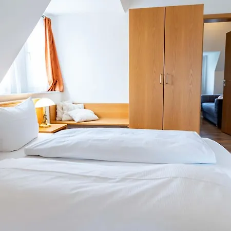 Am Roemerplatz 3* Ulm