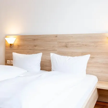 Bed & Breakfast Am Roemerplatz