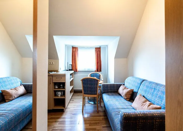 Bed & Breakfast Am Roemerplatz