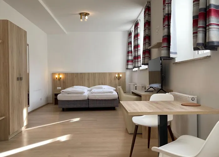 Bed & Breakfast Am Roemerplatz Ulma